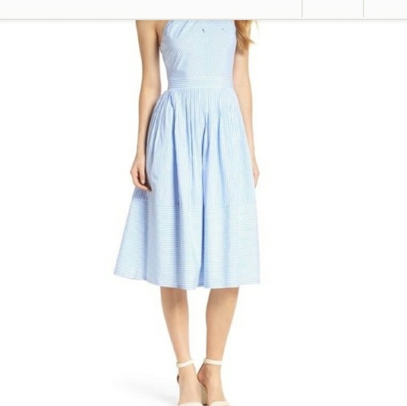 Gal meets glam - Picture 3 of 3